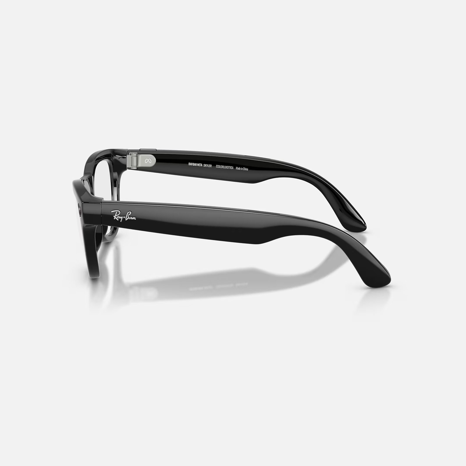 Розумні окуляри Ray-Ban Meta Skyler Shiny Black/Clear S-M (RW4010 601/SB52) NEW 3 Розумні окуляри Ray-Ban Meta Skyler Shiny Black/Clear S-M (RW4010 601/SB52) NEW - Зображення 3